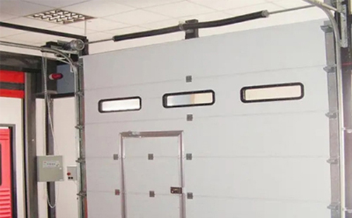 肃北工业提升门的安装方法