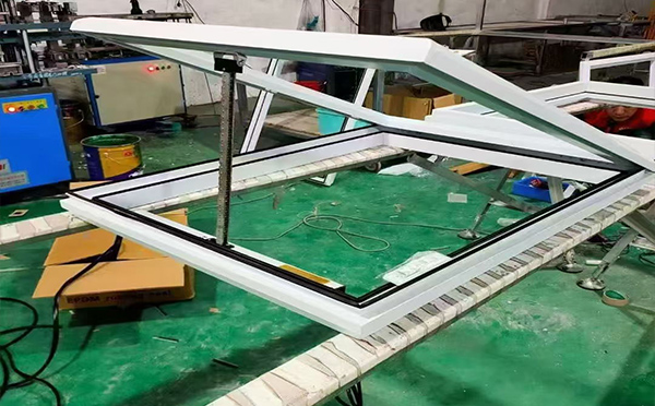 某地下车库出入口肃北排烟窗配置工程